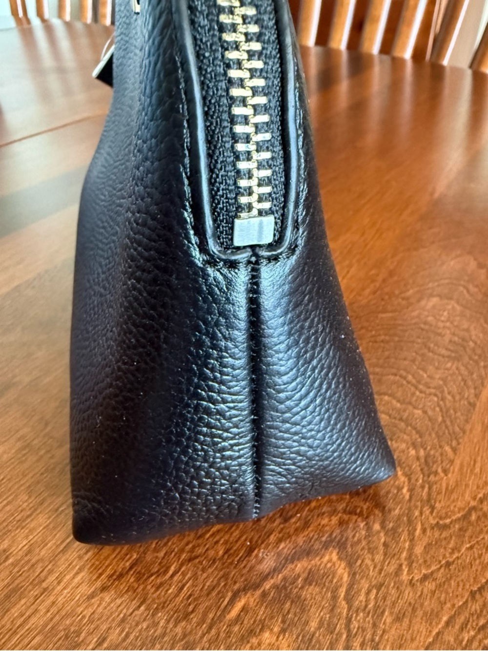 NEW Michael Kors Zippered Leather Pouch in Black with Silver Zipper - Picture 11 of 15